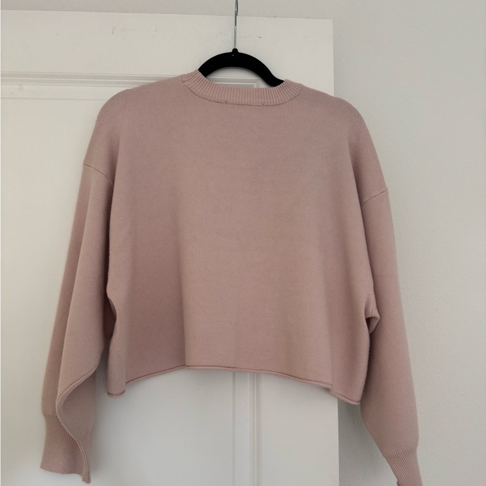 Zara women’s light pink spring crewneck long sleeve cropped sweater size small - Picture 3 of 4